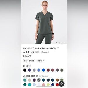 NWT - FIGS Catarina One Pocket Scrub Top in Bonsai, Medium